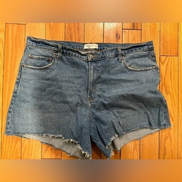 Abercrombie High Rise Dad Shorts EUC - Picture 5 of 5